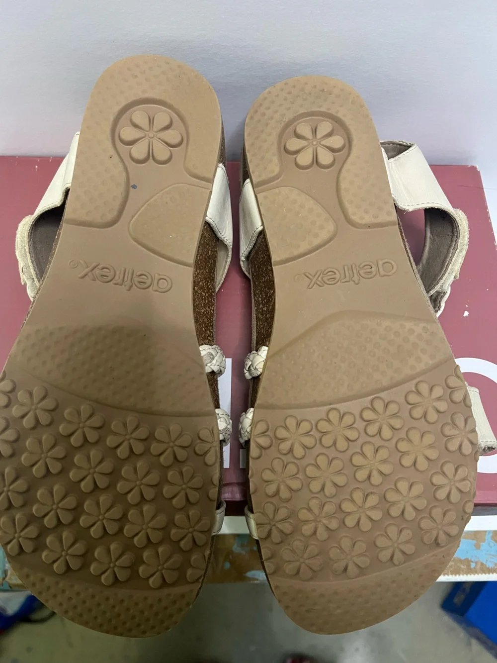 Aetrex Women's Beige Braided Strappy Sandals - Lightweight Comfort